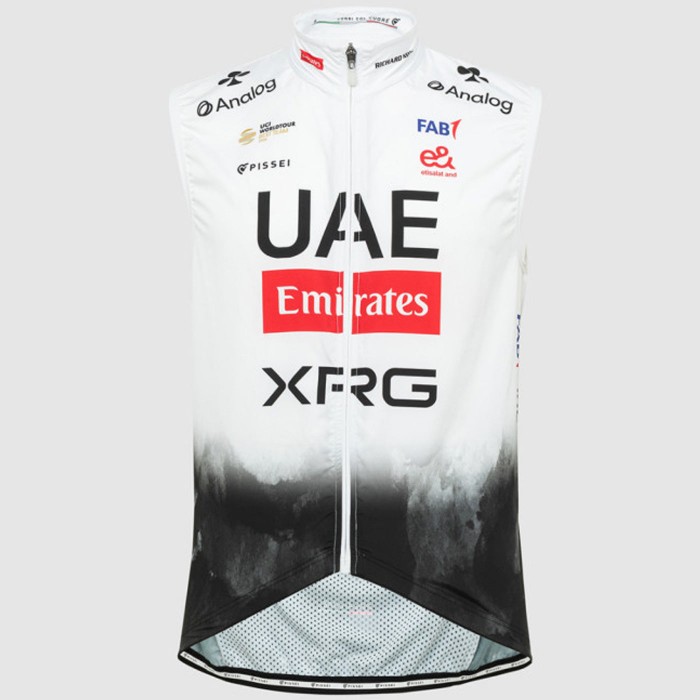 Heren Pissei UAE Team Emirates Vest 2025